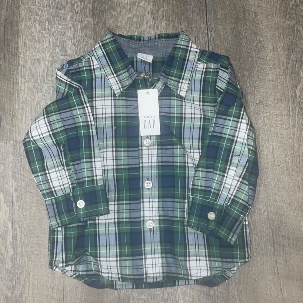 NWT Gap 6-12 month green and blue plaid shirt.